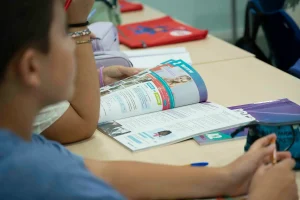 up-language-school-by-hiberno-academia-de-ingles-en-terrassa-30