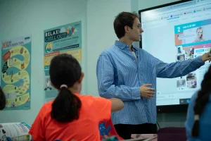 up-language-school-by-hiberno-academia-de-ingles-en-terrassa-31