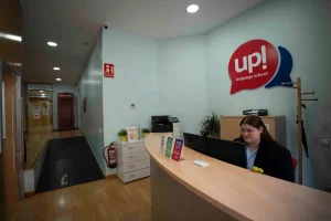 up-language-school-by-hiberno-academia-de-ingles-en-terrassa-86