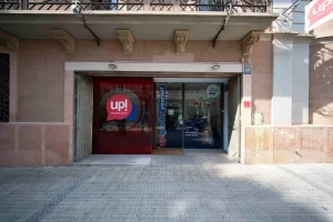 up-language-school-by-hiberno-academia-de-ingles-en-terrassa-97